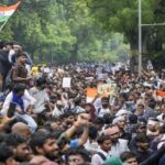 दिल्ली में सरकार और CJP आमने-सामने, 10 मिनट की बैठक में बड़ा संकेत